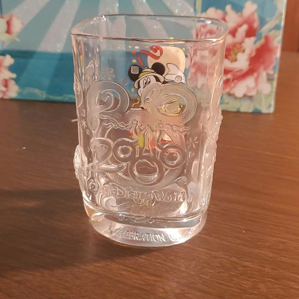Mcdonalds 2000 magic Kingdom glass - Picture 3 of 7